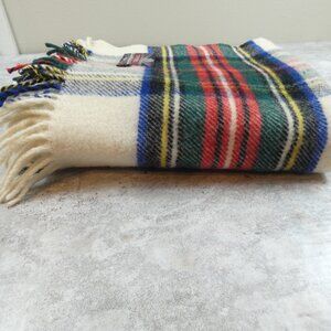 Tweedmill Throw Blanket 53X66 Ivory Red Tarten Plaid Soft Wool British